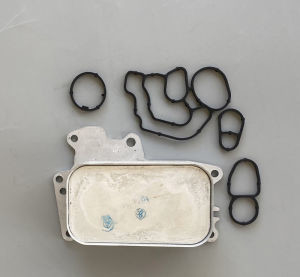 Fluido de refrigeración de la cáscara 55488257 68032203AA Refrigerador de aceite de motor para Jeep Wrangler Jk 2.8 estilo frío 2007-2018