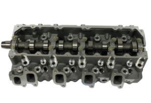 Cabeza de cilindro completa refrigerada por agua 11101-69126 11101-69128 para el motor Toyota Land Cruiser 1kz-T 1kz-Te