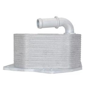 Para las máquinas de refrigeración de alta velocidad, se utilizará un refrigerador de aceite de refrigeración de tipo Shell 1746665 Bb3q6b624ea
